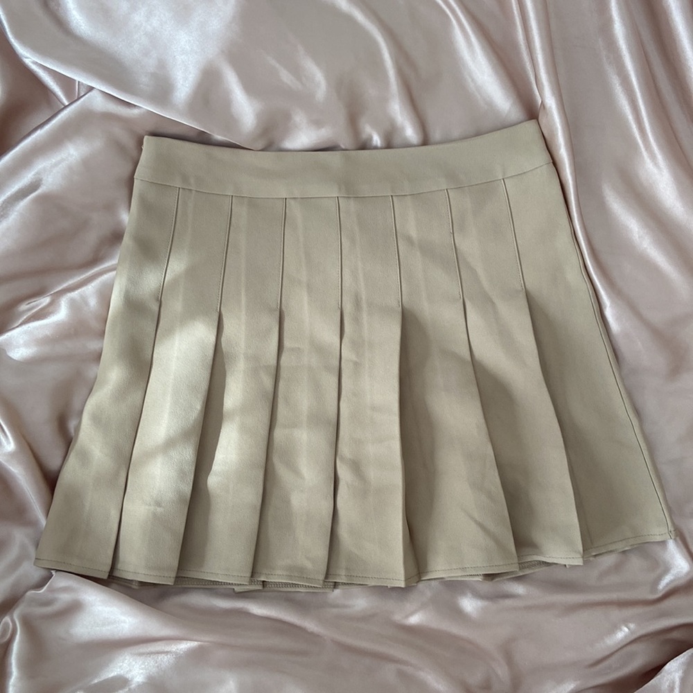 Beige Pleated Tennis Skort